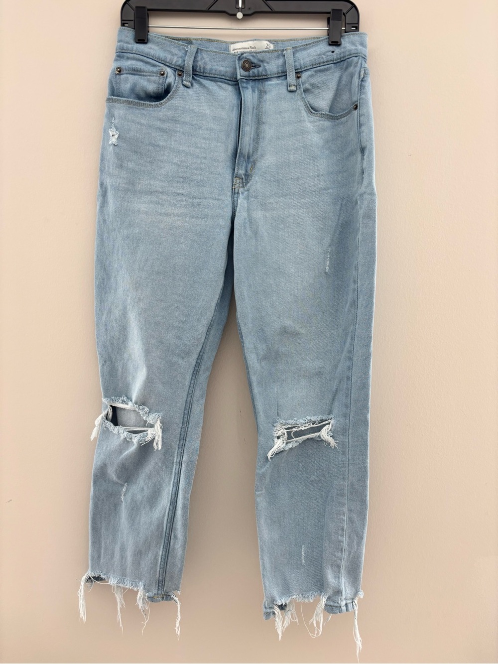 Abercrombie & Fitch A&F Mom Jeans High Rise Distressed Raw Hem Light Wash